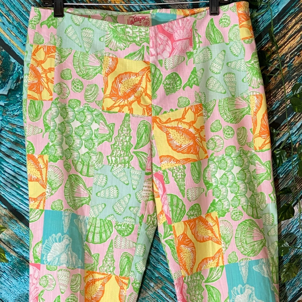 Lilly Pulitzer What The Shell Patch Print Capris - image 6